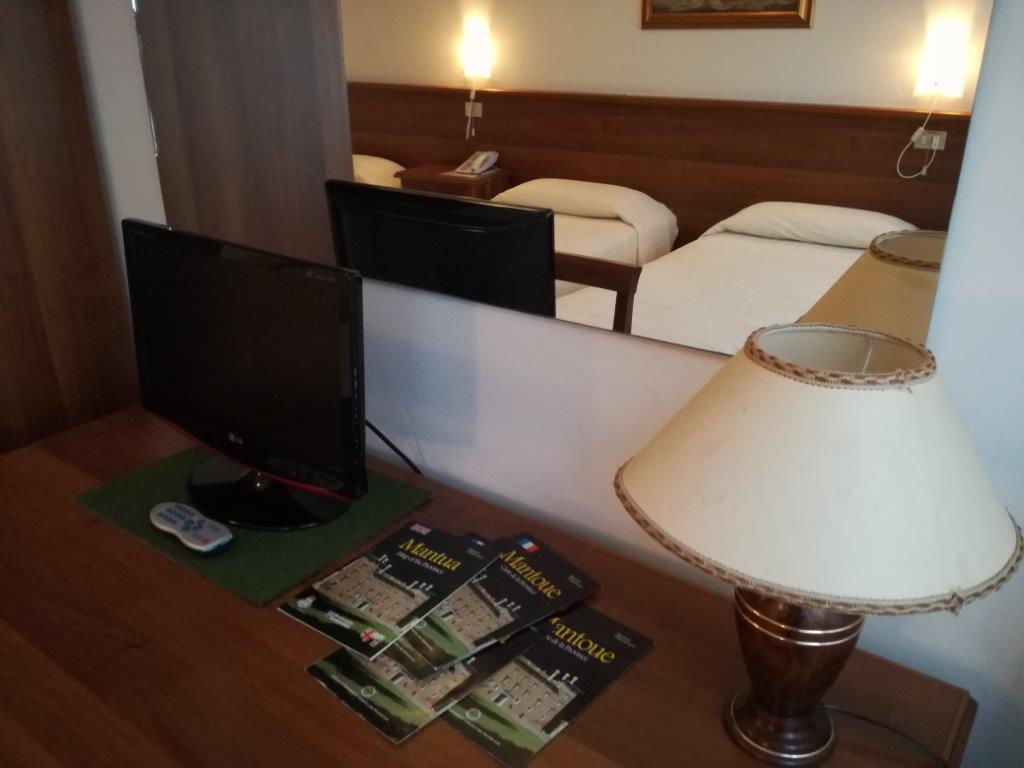 Hotel Mantegna Mantua Dış mekan fotoğraf